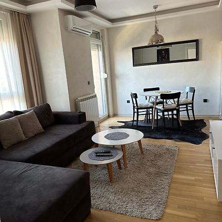 Apartman Dm ベオグラード エクステリア 写真