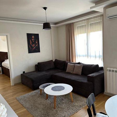 Apartman Dm ベオグラード エクステリア 写真